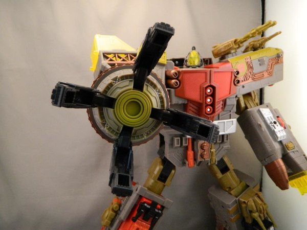 Transformers Year Of The Snake Platinum Edition Omega Supreme  (40 of 48)